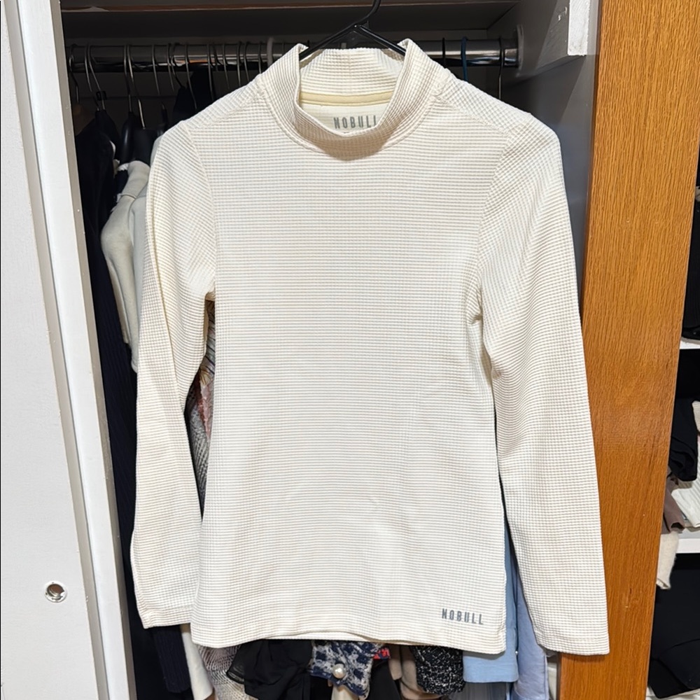 Nobull Cream Long Sleeve Top